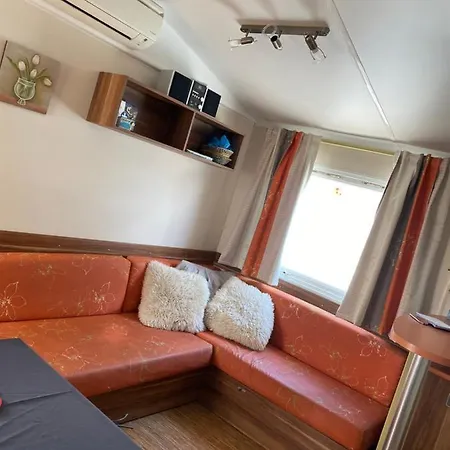 キャンプ場 Mobile-home Dans Camping 4 Etoiles Les Pins Maritime イエール